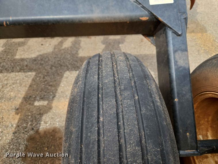image for item EW0282 Salford Group Inc. AW100Q-2B58-P aerator