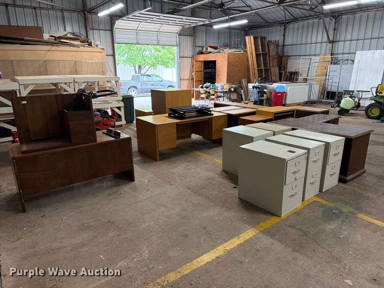 image for item EW0330 Office furniture