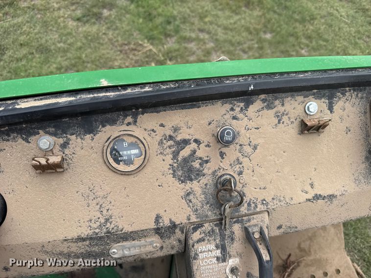 image for item EW4722 John Deere AMT 626 utility vehicle