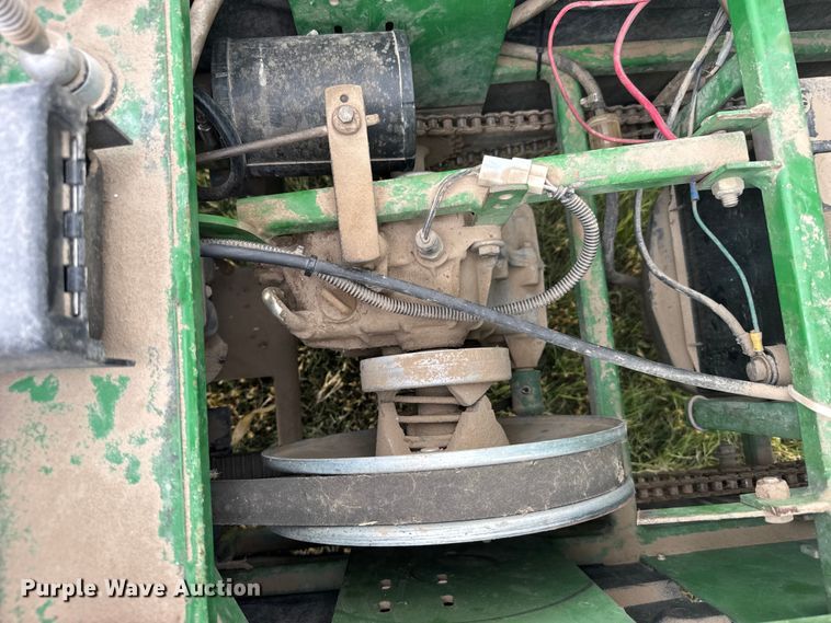 image for item EW4722 John Deere AMT 626 utility vehicle