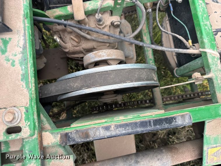 image for item EW4722 John Deere AMT 626 utility vehicle