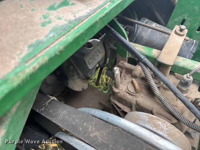 image for item EW4722 John Deere AMT 626 utility vehicle