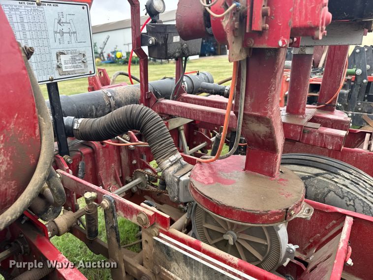 image for item EW4724 White 6700 planter