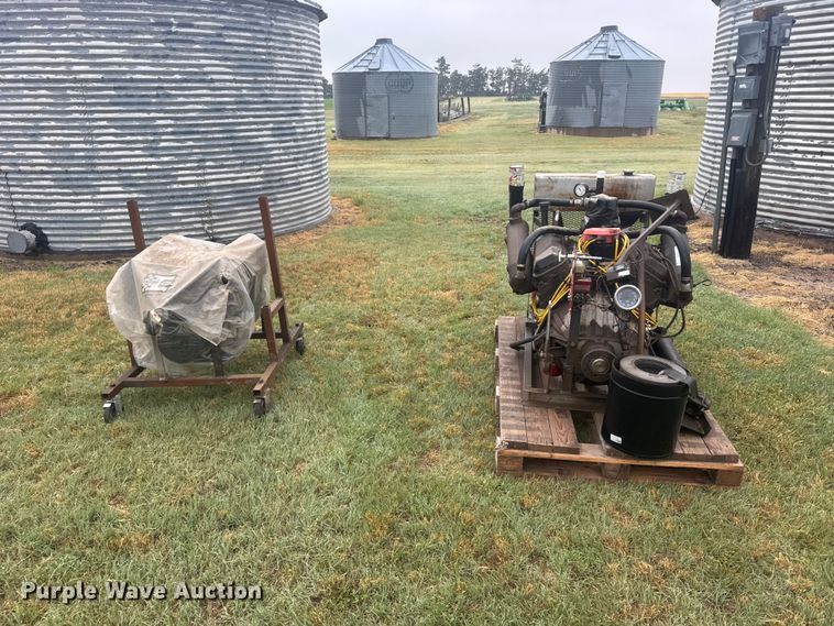 image for item EW4726 (2) irrigation pump engines