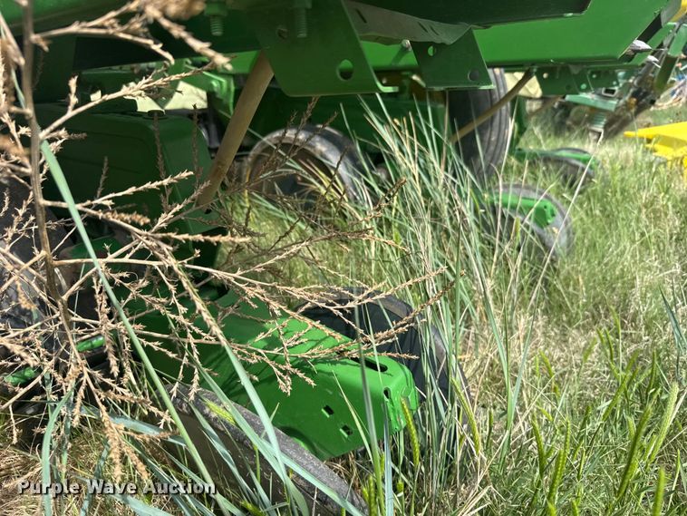 image for item EW4728 John Deere P7100 planter