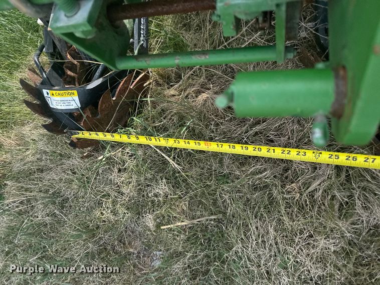 image for item EW4728 John Deere P7100 planter