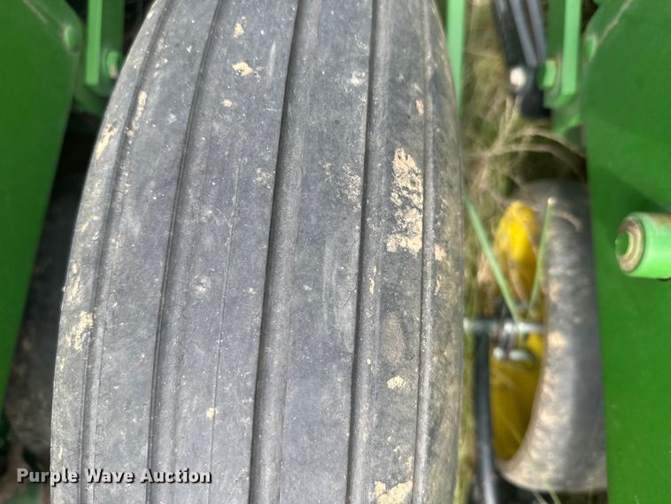 image for item EW4728 John Deere P7100 planter