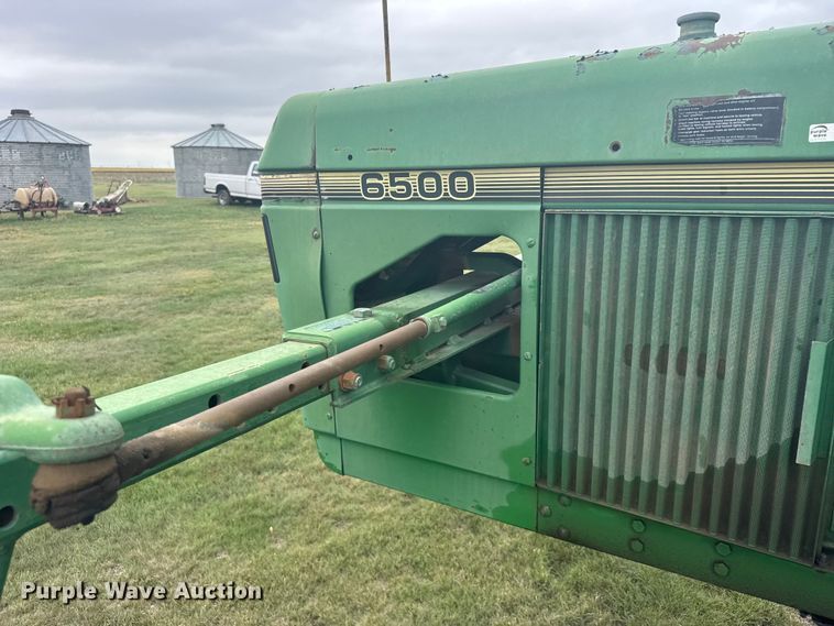 image for item EW4731 1995 John Deere 6500 sprayer