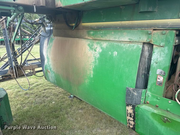 image for item EW4731 1995 John Deere 6500 sprayer