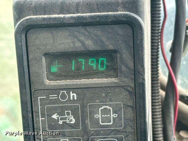 image for item EW4731 1995 John Deere 6500 sprayer