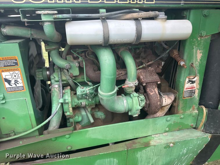 image for item EW4731 1995 John Deere 6500 sprayer