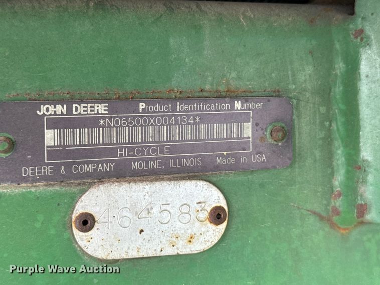 image for item EW4731 1995 John Deere 6500 sprayer