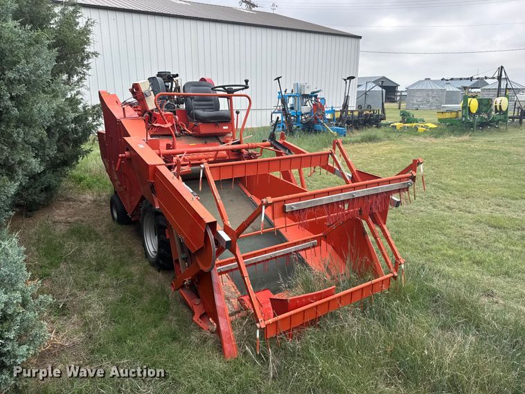 image for item EW4732 Volkswagenwerk 122 combine