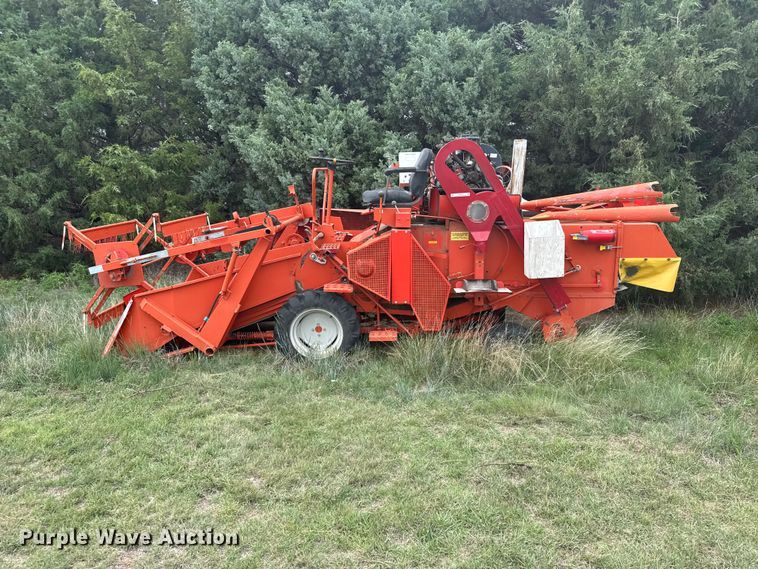 image for item EW4732 Volkswagenwerk 122 combine