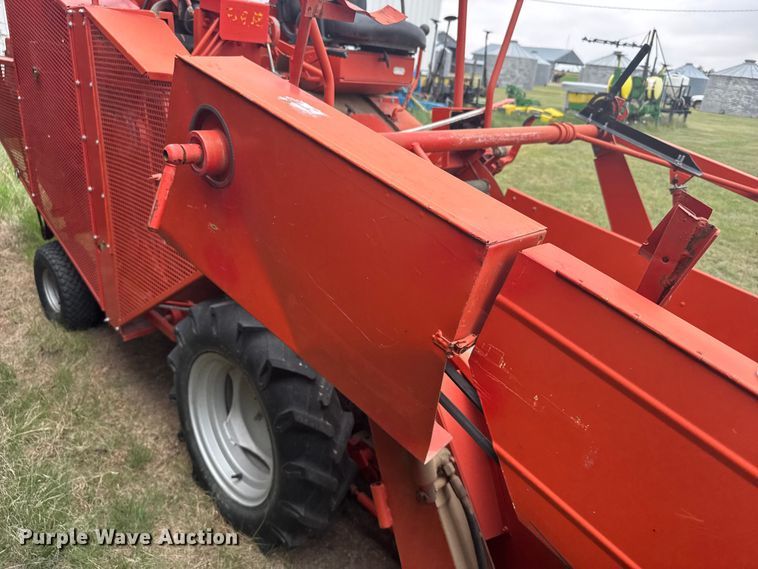 image for item EW4732 Volkswagenwerk 122 combine