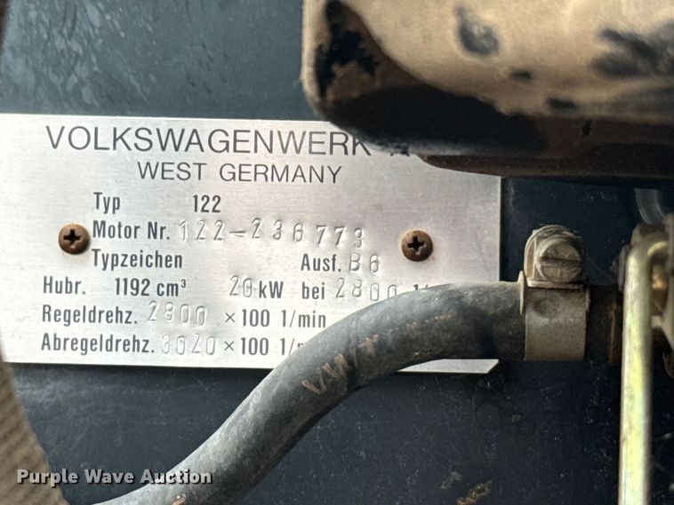 image for item EW4732 Volkswagenwerk 122 combine