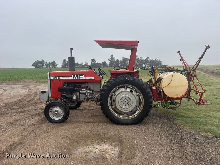 image for item EW4734 Massey Ferguson 265 tractor
