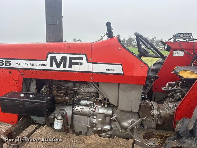 image for item EW4734 Massey Ferguson 265 tractor