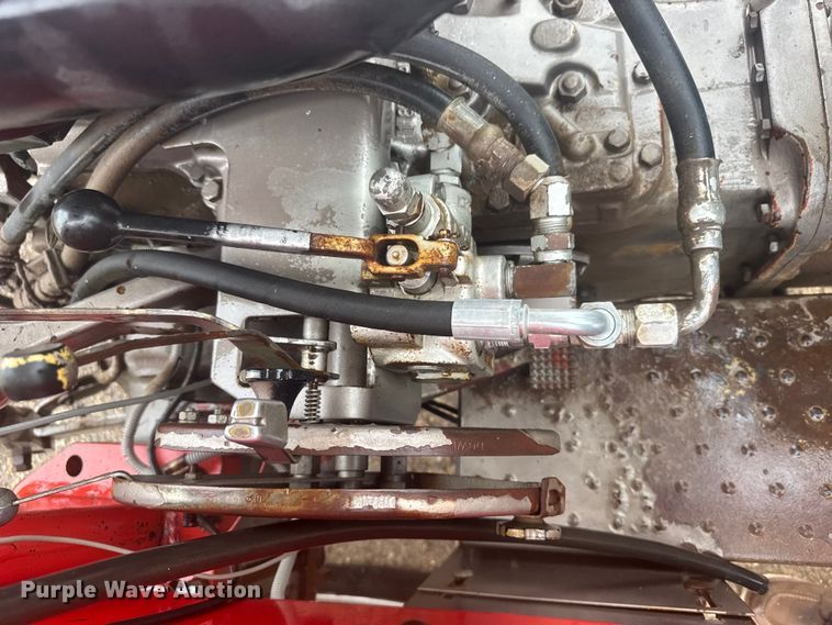 image for item EW4734 Massey Ferguson 265 tractor