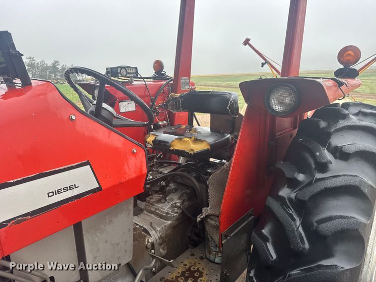 image for item EW4734 Massey Ferguson 265 tractor