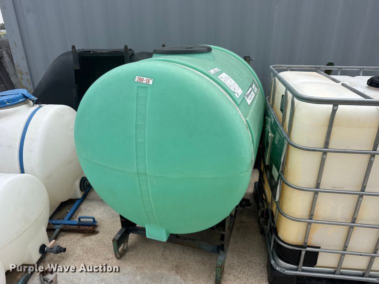 image for item EW4736 (5) poly tanks