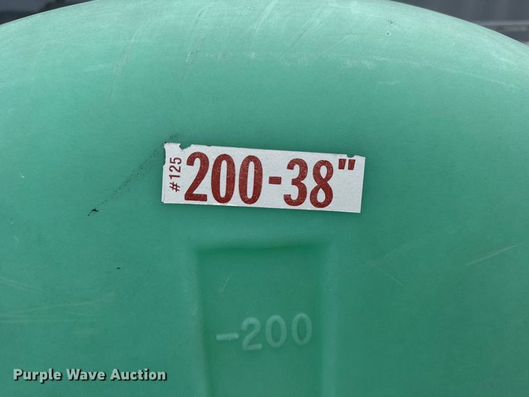 image for item EW4736 (5) poly tanks