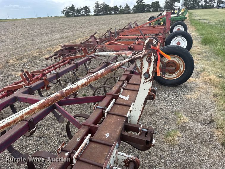 image for item EW4738 Noble field cultivator