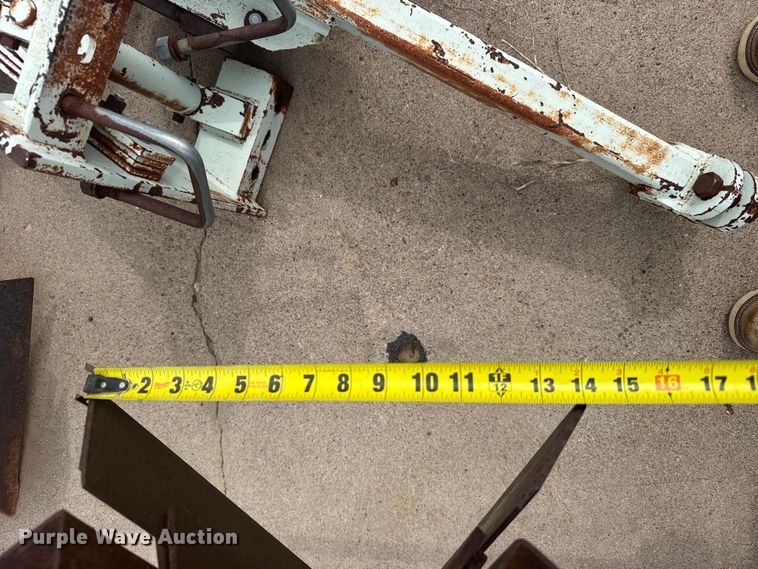 image for item EW4741 Row crop cultivator 
