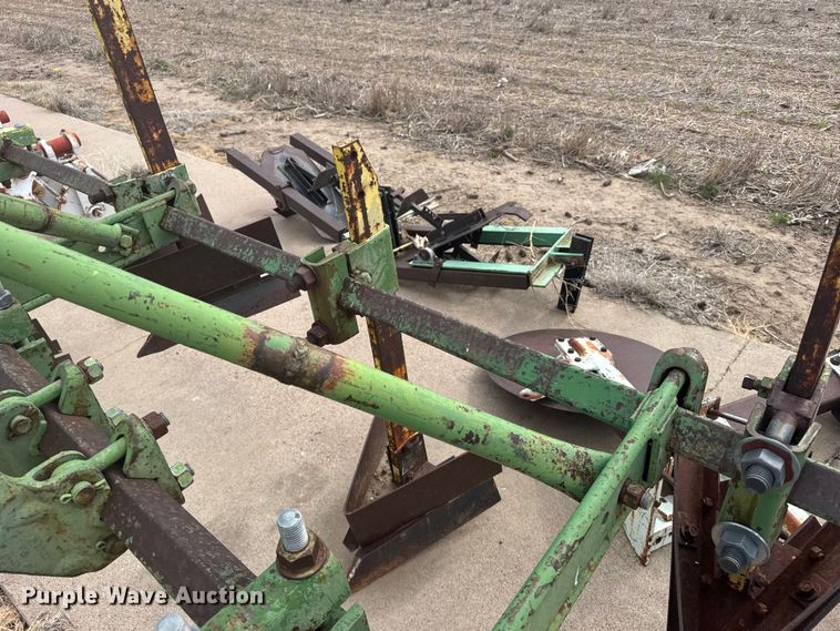 image for item EW4741 Row crop cultivator 