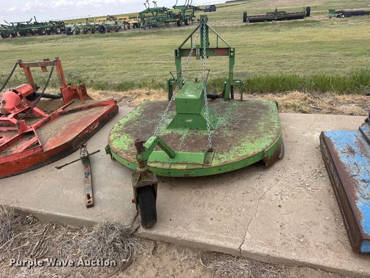 image for item EW4742 John Deere rotary mower