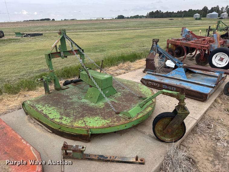 image for item EW4742 John Deere rotary mower