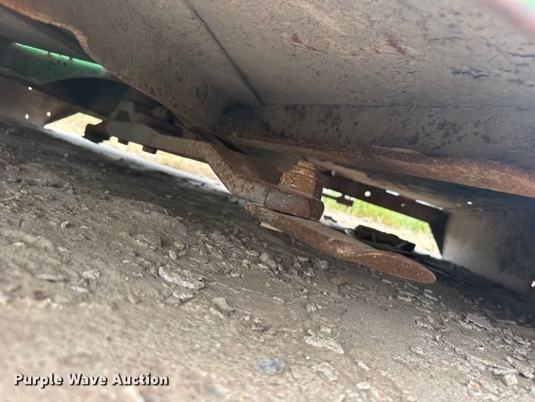 image for item EW4742 John Deere rotary mower