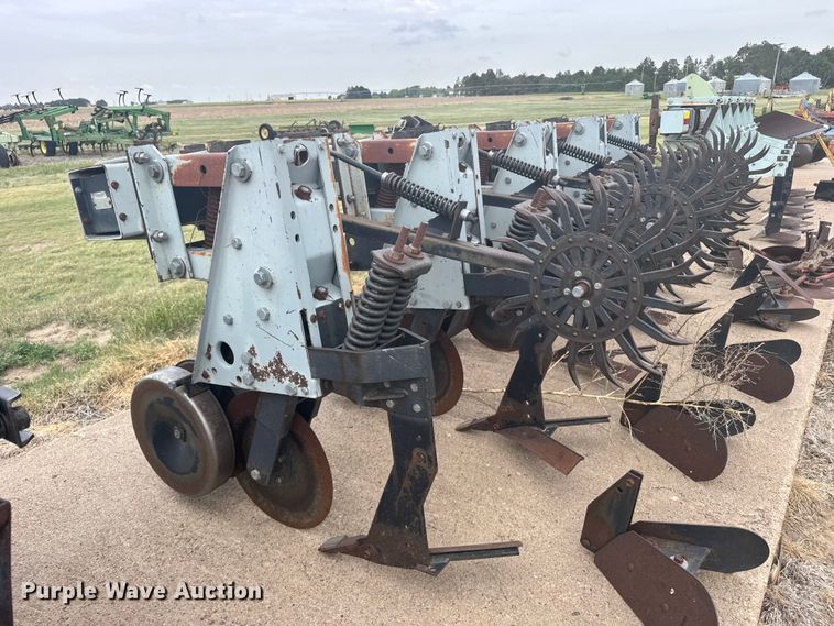 image for item EW4744 Field cultivator