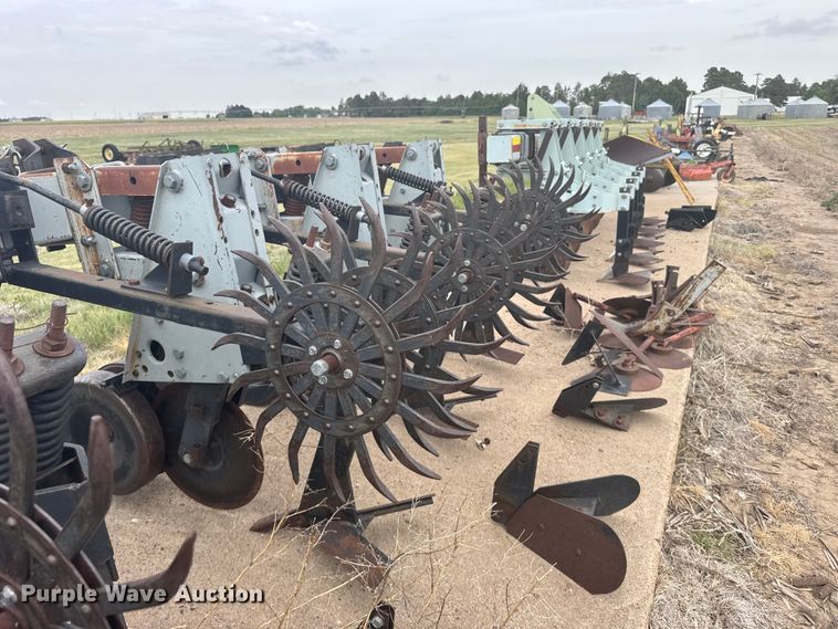image for item EW4744 Field cultivator