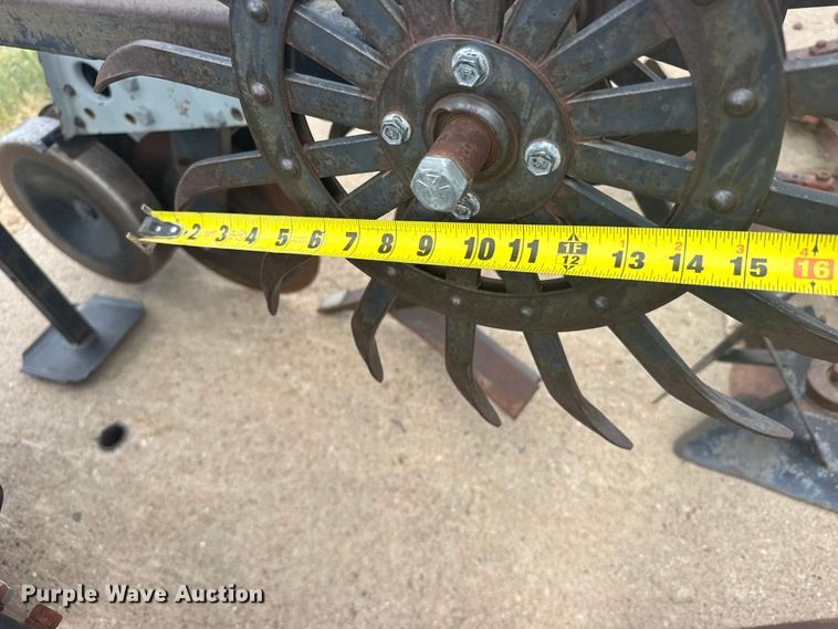 image for item EW4744 Field cultivator