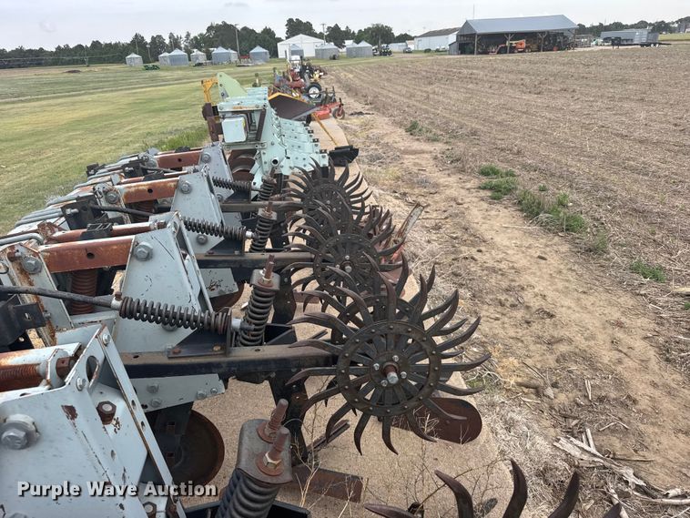 image for item EW4744 Field cultivator