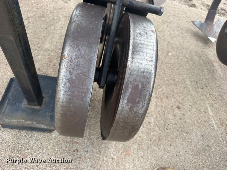 image for item EW4744 Field cultivator