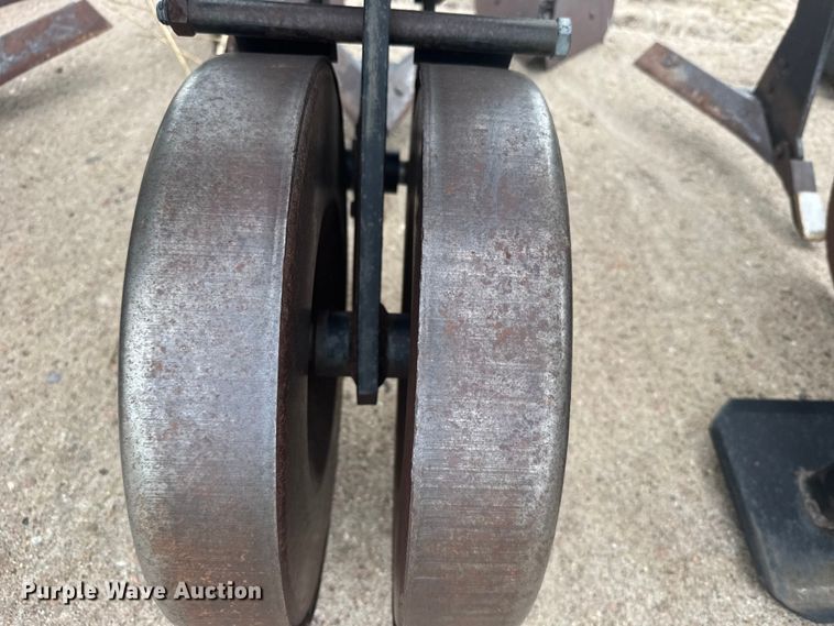 image for item EW4744 Field cultivator