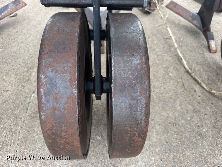 image for item EW4744 Field cultivator