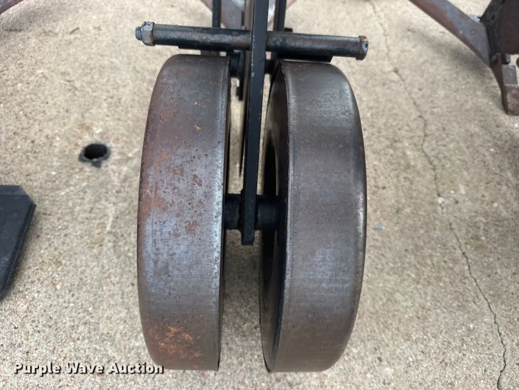 image for item EW4744 Field cultivator