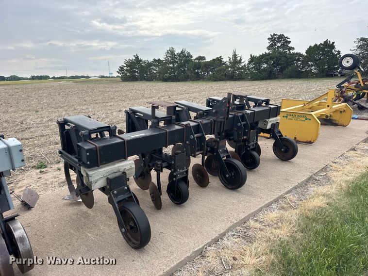 image for item EW4745 Field cultivator