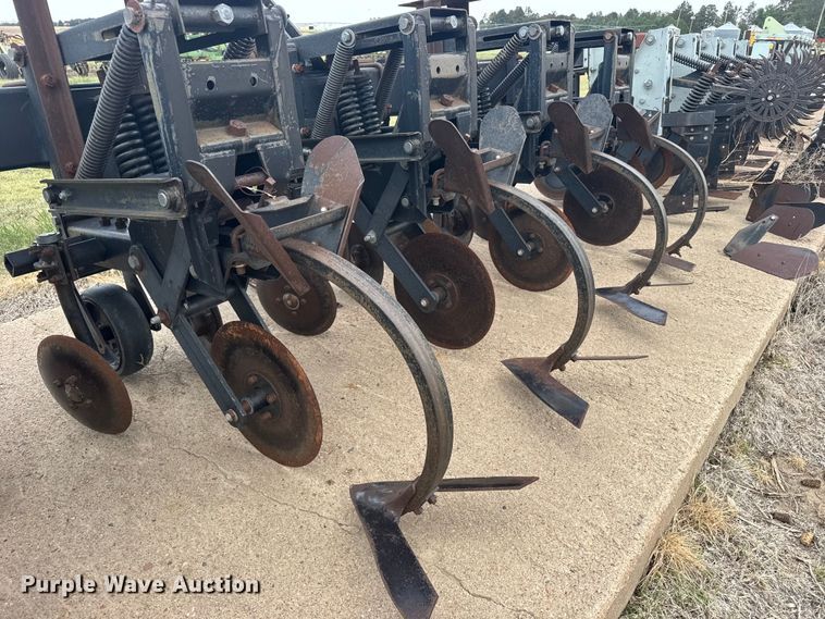 image for item EW4745 Field cultivator