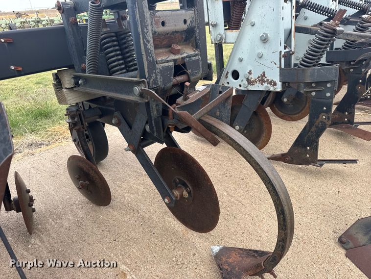 image for item EW4745 Field cultivator