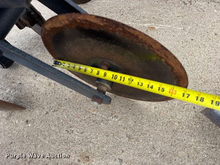 image for item EW4745 Field cultivator