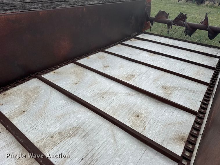 image for item EW4746 Gehl 250 manure spreader