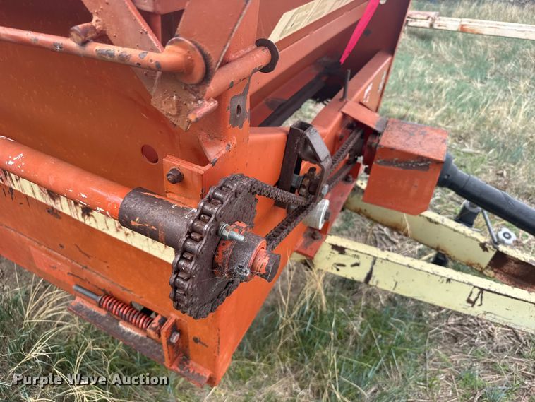 image for item EW4746 Gehl 250 manure spreader