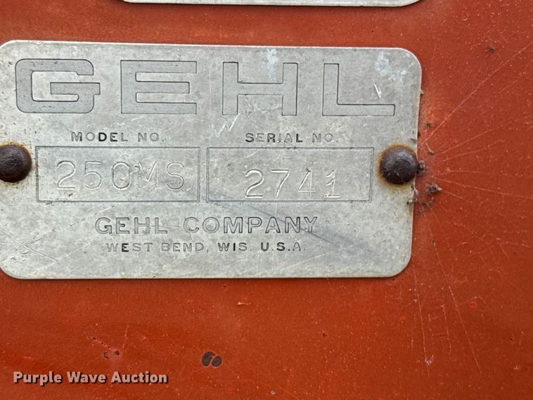 image for item EW4746 Gehl 250 manure spreader