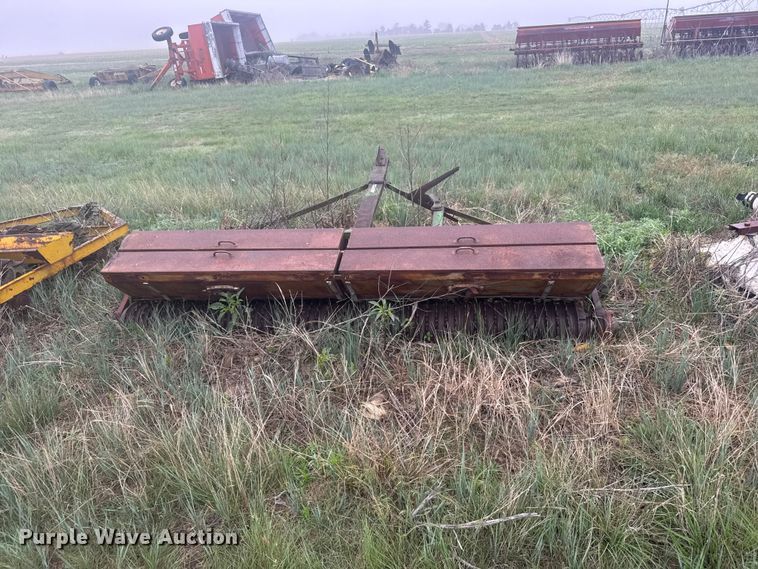 image for item EW4749 Brillion seeder