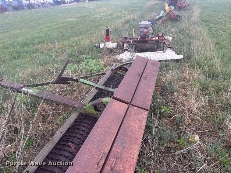 image for item EW4749 Brillion seeder