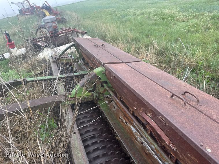 image for item EW4749 Brillion seeder